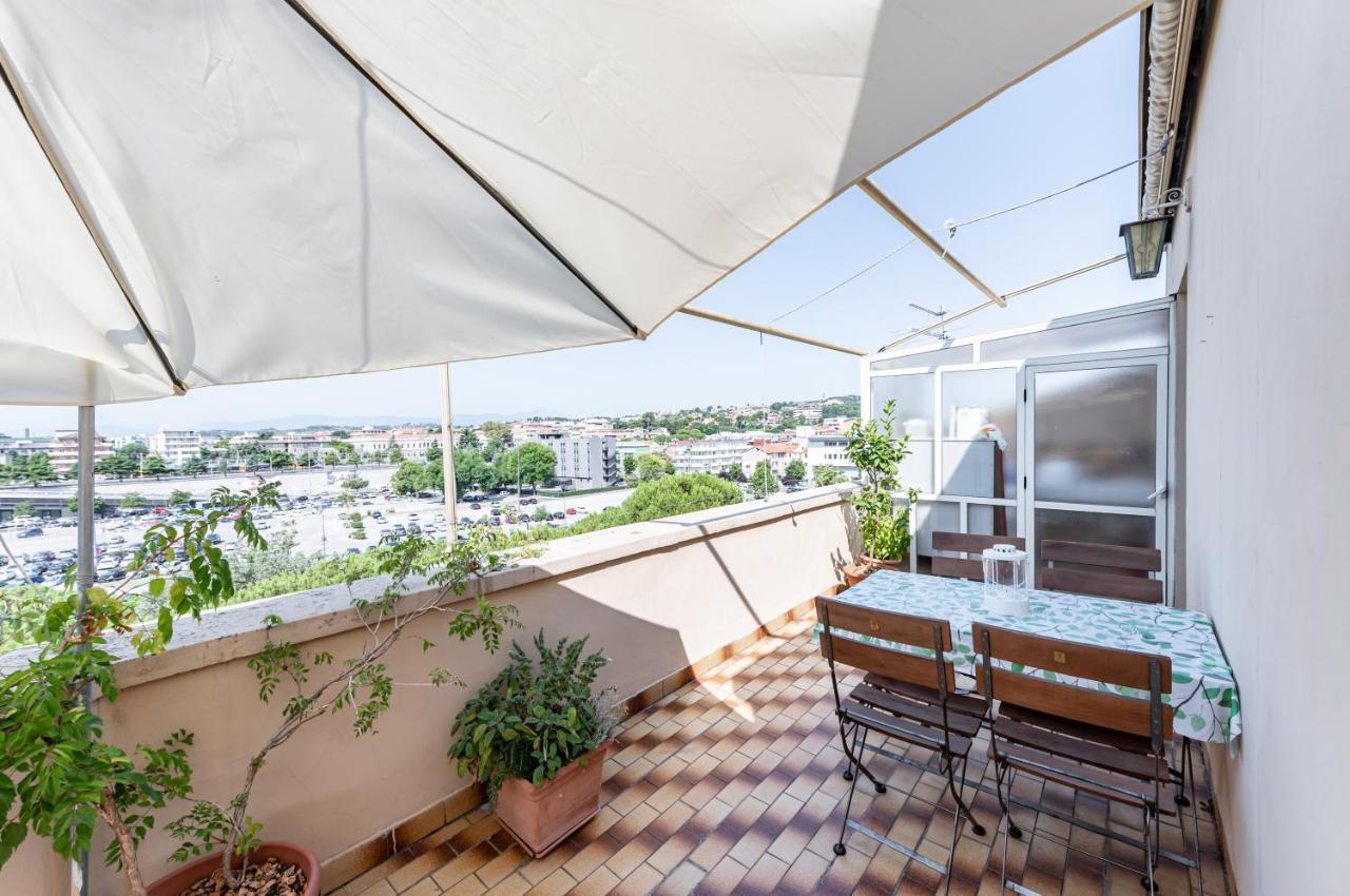 Central Station Terrace Apartment Near The Sea Pescara Ngoại thất bức ảnh